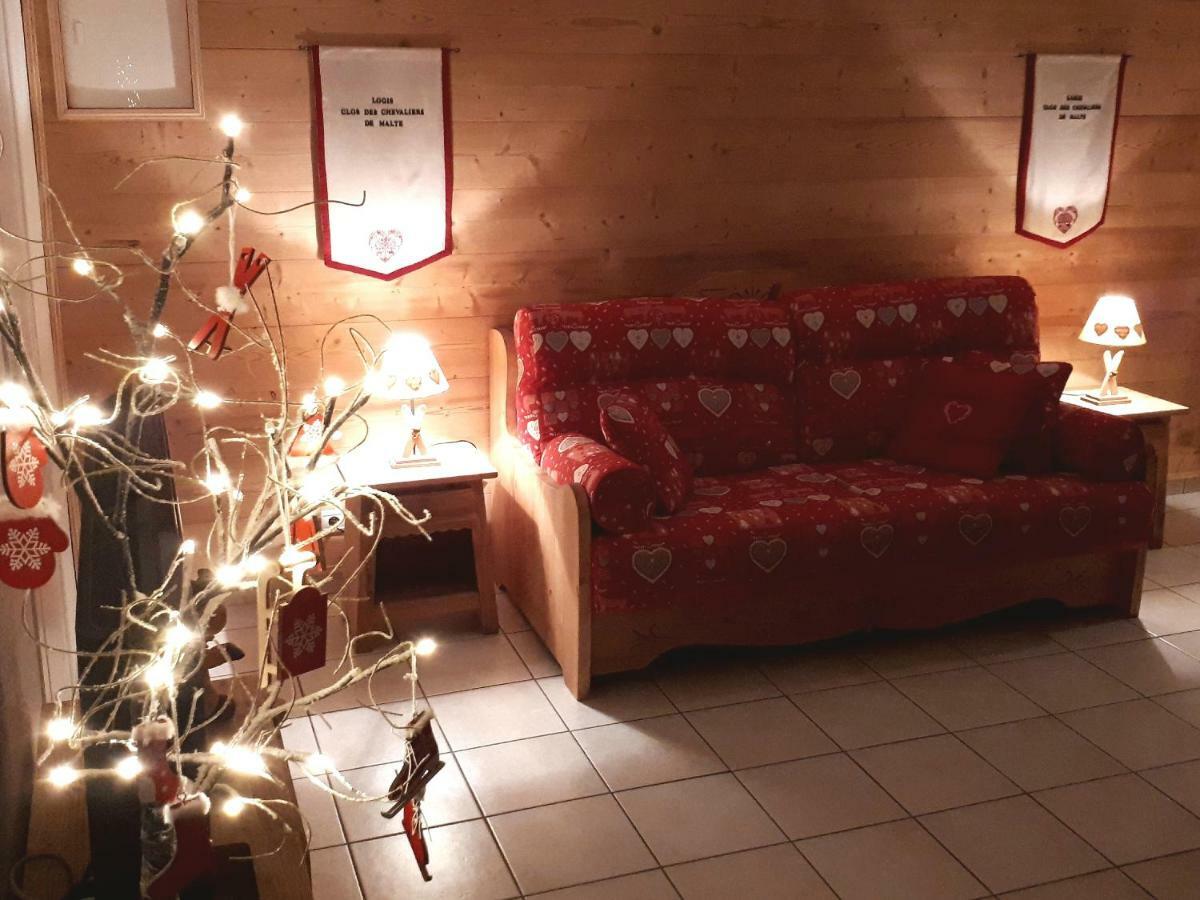 Logis Du Clos Des Chevaliers De Malte Apartment Aiguebelle Екстериор снимка
